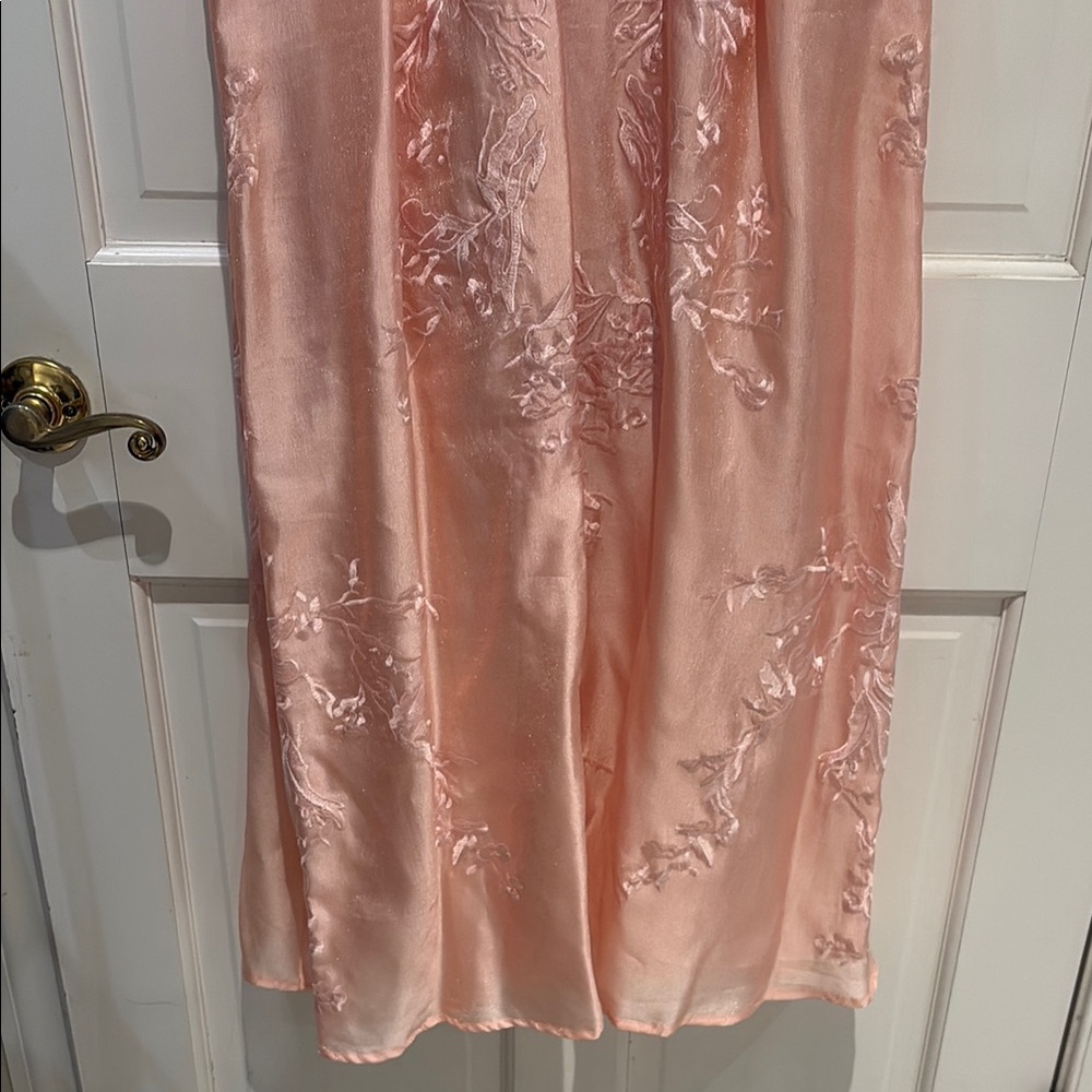 Embroidered Illusion Yoke Midi Dress in Blush Pink - Picture 5 of 7